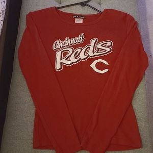 Cincinnati Reds long sleeved t-shirt